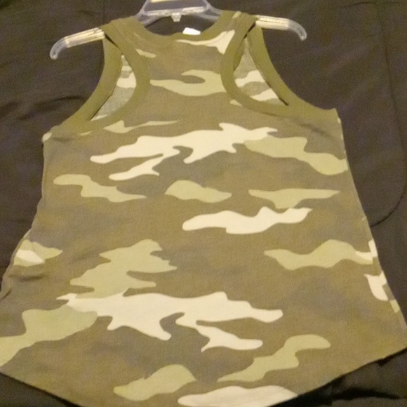 Victoria's Secret metalic Pink , tank top - Picture 5 of 7